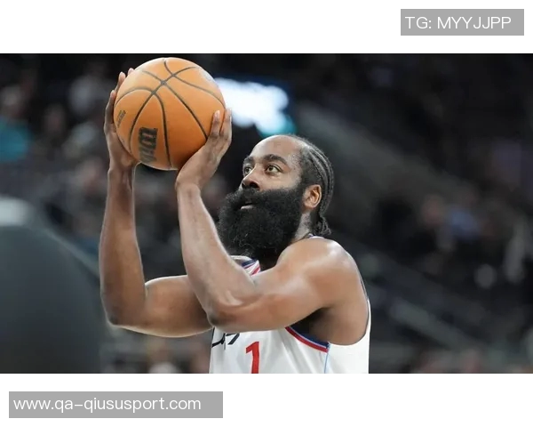 小卡脚踝伤势好转逐步恢复训练期待复出为球队贡献力量