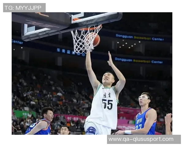 四川全运男篮在轮换深度不足的情况下成功摘铜球迷满意度提升