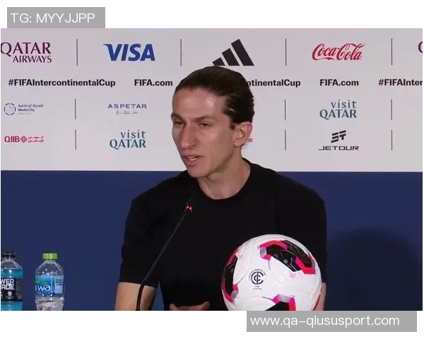 新一代战术大师菲利佩路易斯14个月带领弗拉门戈夺得五冠荣耀